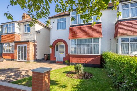 Hamilton Avenue, Sutton SM3