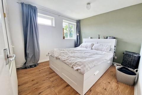 2 bedroom property for sale, Farningham Close, Maidstone ME14