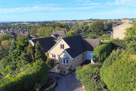 3 bedroom detached house for sale, Bramley Lane, Halifax HX3