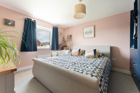 2 Hannah Way, Longhedge, Salisbury, SP4 6SY