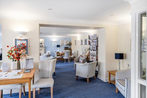 undefined, Western Avenue, Newbury, RG14