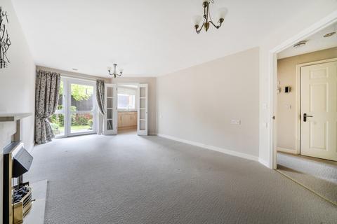 undefined, Western Avenue, Newbury, RG14