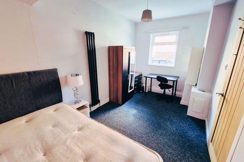 undefined, Newport View, Leeds