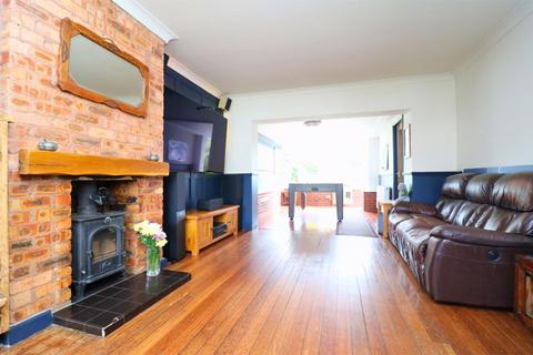 undefined, Seven Acres, Aldridge