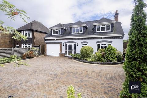 4 bedroom detached house for sale, Long Lane, Essington, WV11 2AA