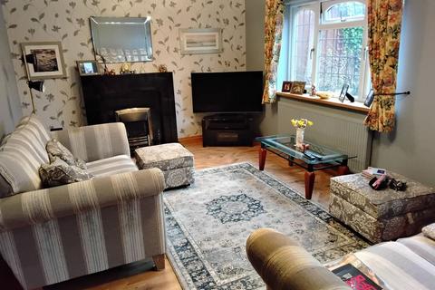 4 bedroom detached house for sale, Long Lane, Essington, WV11 2AA