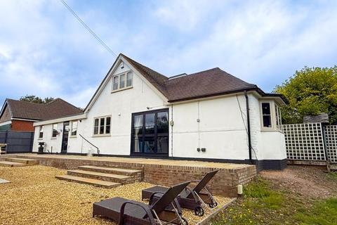 4 bedroom detached house for sale, Rugeley Road, Burntwood, WS7 9BJ