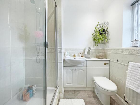 En suite Two