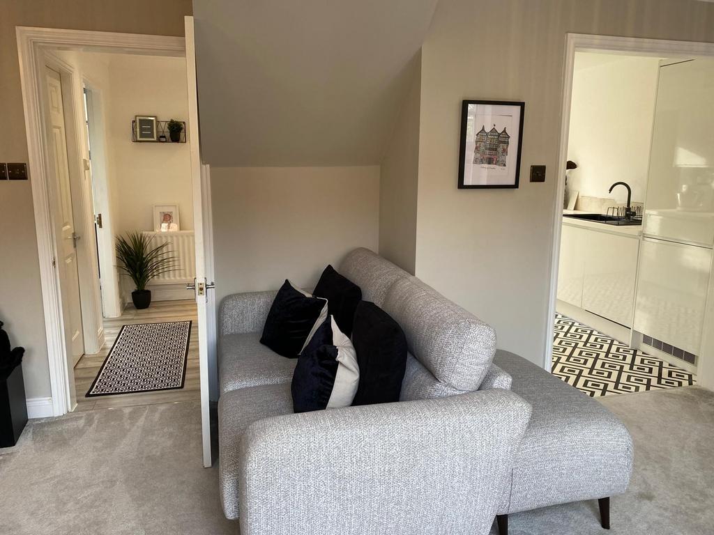 Kitchen / Living Room