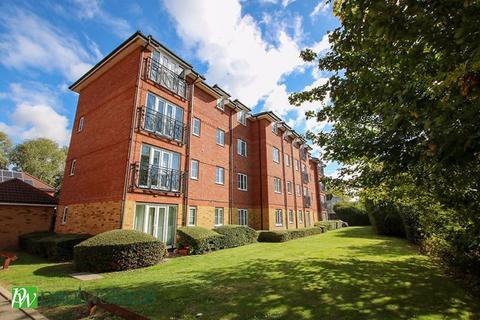 Yukon Road, Turnford