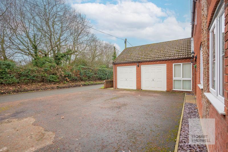 Garage &amp; Parking