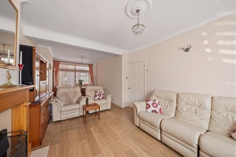 3 bedroom semi-detached house for sale, Ardrossan Gardens, Worcester Park
