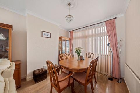 3 bedroom semi-detached house for sale, Ardrossan Gardens, Worcester Park