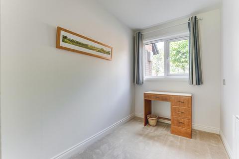 undefined, Park Avenue, Enfield
