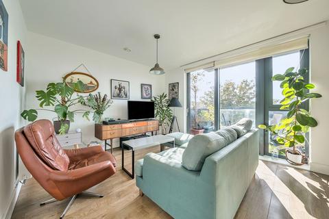 2 bedroom apartment for sale, Duckett Street, London E1