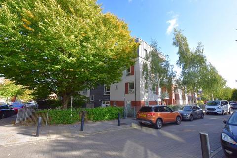 1 bedroom apartment for sale, Juniper Close, Harrow