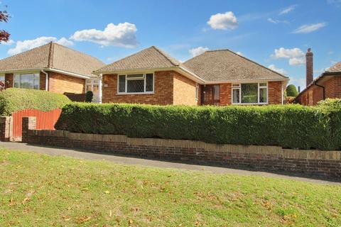 4 bedroom bungalow for sale, Fernside, High Wycombe HP15