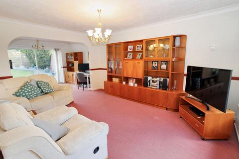 4 bedroom bungalow for sale, Fernside, High Wycombe HP15