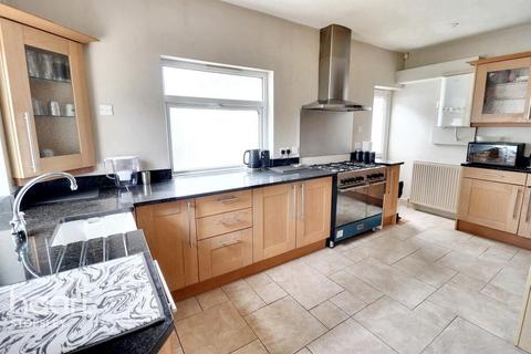undefined, Exton Avenue, Luton