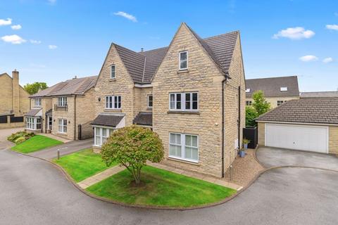 3 Cairn Garth, Guiseley, Leeds, LS20 8QP