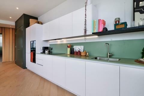 undefined, Greenwich Peninsula, Harbour Walk, SE10