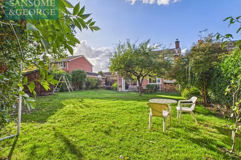 4 bedroom detached house for sale, Northfield Road, Sherfield-on-Loddon, Hook, Hampshire, RG27