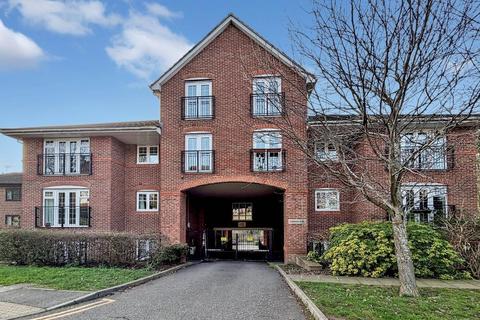 Croydon Road, Caterham, CR3 6DJ