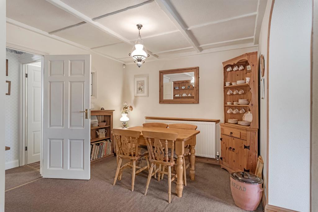 Breakfast room