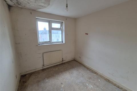 2 Clarkes Close, Chard, TA20 1ER