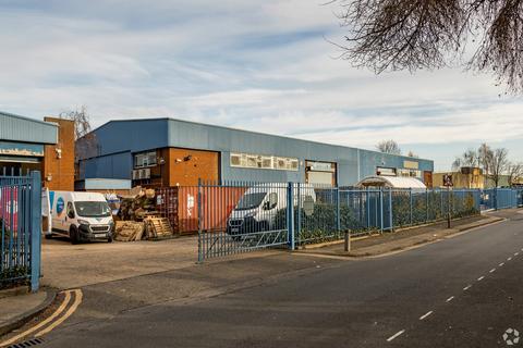 Warehouse to rent, Alpine Way London E6 6LA