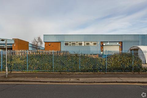 Warehouse to rent, Alpine Way London E6 6LA