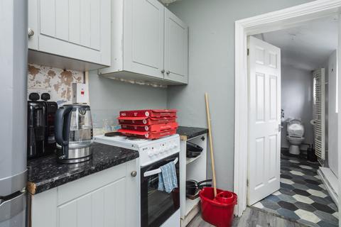 3 bedroom terraced house for sale, Norman Crescent, New Rossington DN11