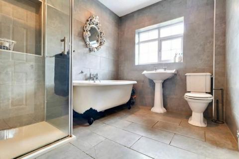 5 bedroom detached house for sale, Redden Court Road, Romford RM3