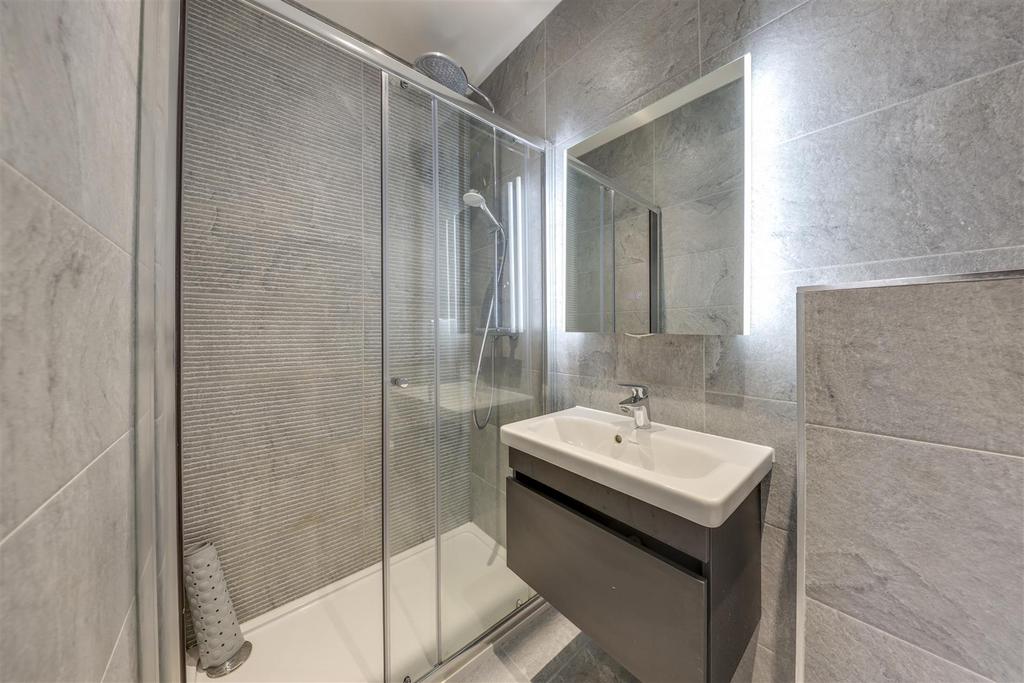 En Suite Alt