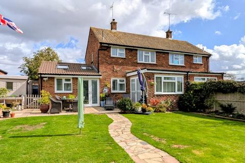 2 bedroom semi-detached house for sale, Lords Close, Bedfordshire LU7