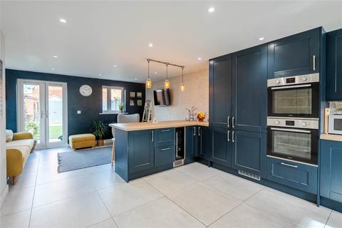 3 bedroom end of terrace house for sale, Leyland Road, Bedfordshire LU6