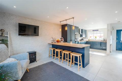 3 bedroom end of terrace house for sale, Leyland Road, Bedfordshire LU6
