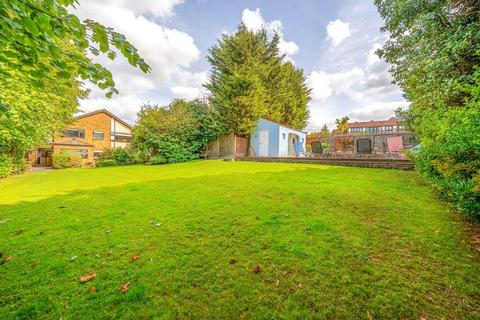 undefined, Little Bushey Lane, Hertfordshire WD23
