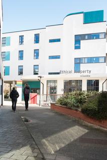 Office to rent, Bath Rd Bristol BS4 3EH