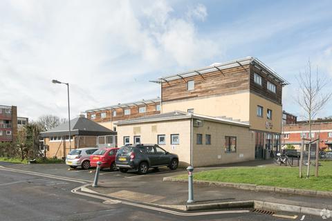 Mixed use to rent, 94 Grosvenor Rd Bristol BS2 8XJ