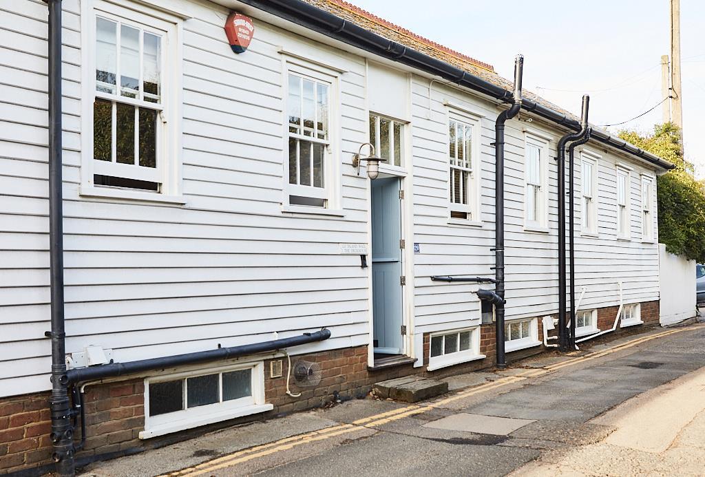 Island Wall, Whitstable