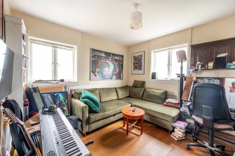 2 bedroom flat for sale, Rectory Road, Stoke Newington, London, N16