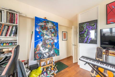 2 bedroom flat for sale, Rectory Road, Stoke Newington, London, N16