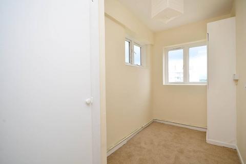 2 bedroom flat for sale, Rectory Road, Stoke Newington, London, N16