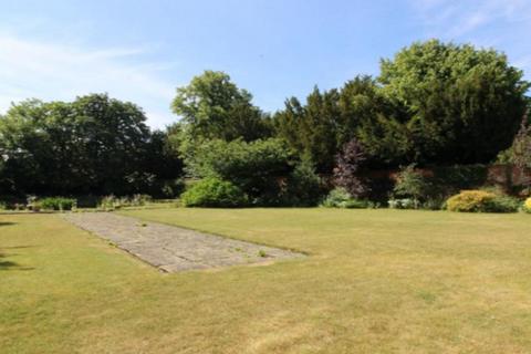 undefined, Birdcage Walk, Newmarket, CB8