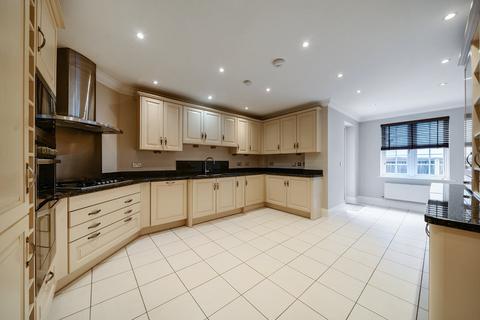 2 bedroom flat for sale, Warwick Road, Solihull, West Midlands, B91