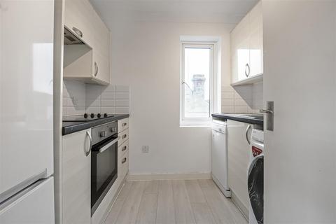 undefined, Regent Court, Reading, RG1