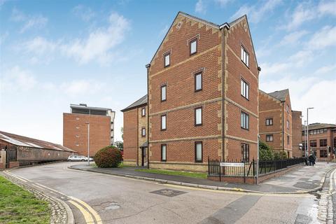 1 bedroom apartment for sale, Regent Court, Reading, RG1