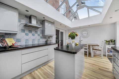 3 bedroom semi-detached house for sale, Newbury,  Berkshire,  RG19