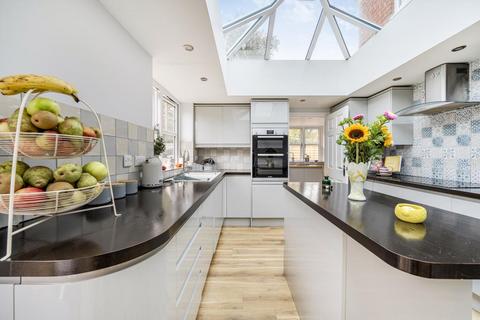 3 bedroom semi-detached house for sale, Newbury,  Berkshire,  RG19